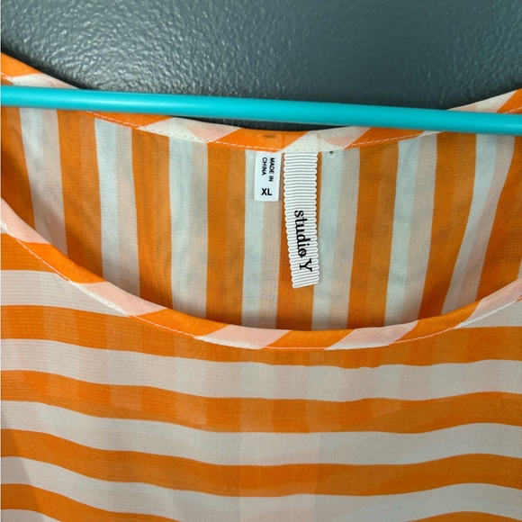 Blouse - Picture 3 of 3